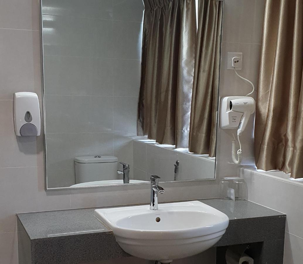 Hotel Samila Алор-Сетар Экстерьер фото